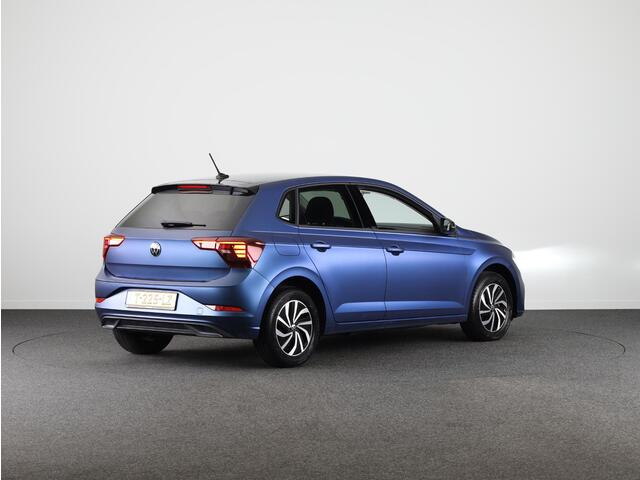 Volkswagen POLO 1.0 TSI Life 95 pk | Verlengde garantie | Navigatie via App | Parkeersensoren | Adaptieve cruise control | LED koplampen | Leer interieur
