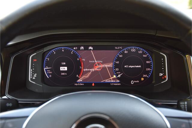 Volkswagen POLO 96 PK TSI R-Line virtueel cockpit NAP 1e eigenaar