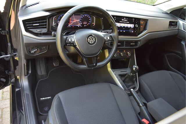 Volkswagen POLO 96 PK TSI R-Line virtueel cockpit NAP 1e eigenaar