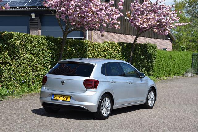 Volkswagen POLO 1.0 TSI 96 pk Highline PDC ECC NAP 1e eigenaar