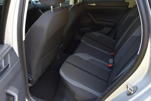 Volkswagen POLO 1.0 TSI 96 pk Highline PDC ECC NAP 1e eigenaar