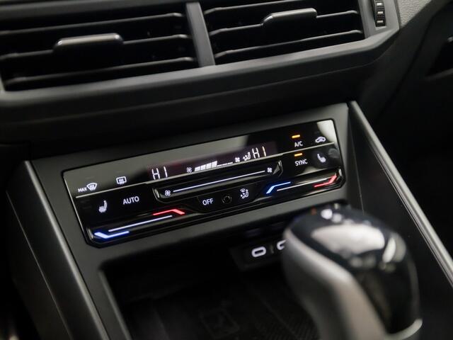Volkswagen POLO 1.0 TSI R-Line Sport Automaat (SCHUIFDAK, 2X R-LINE, DIGITAL COCKPIT, APPLE CARPLAY, GROOT NAVI, SPORTSTOELEN, STOELVERWARMING, SFEERVERLICHTING, ZWART HEMEL, NIEUWSTAAT)