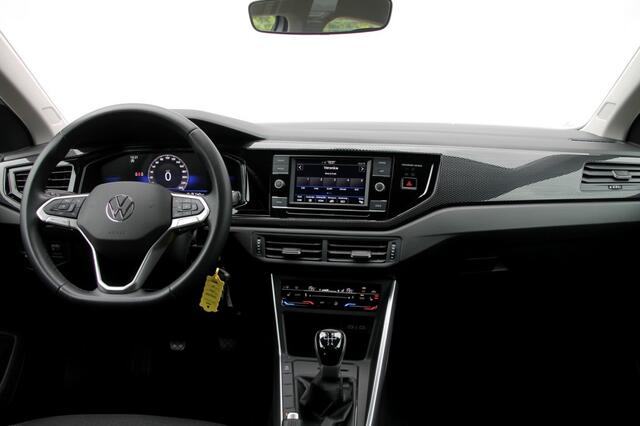Volkswagen POLO 1.0 TSI Life - 95 pk **PDC / Carplay / ACC / Stoelverwarming