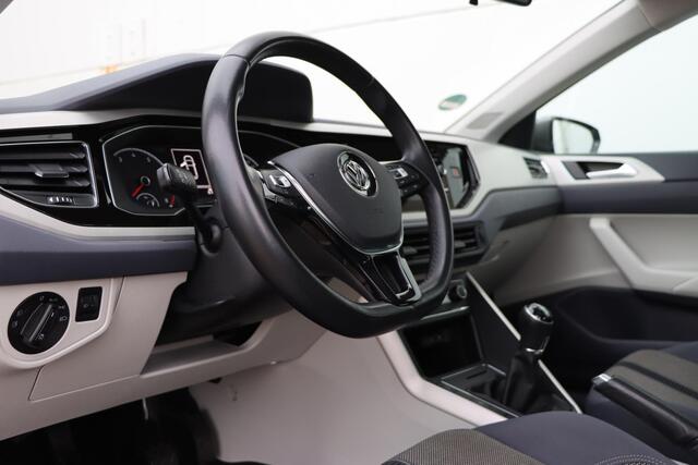 Volkswagen POLO 1.0 TSI Highline