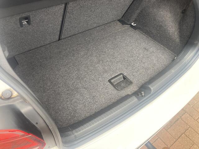 Volkswagen POLO 1.0 TSI 95pk Comfortline Exec. 5-drs. NAVI/CARPLAY/ADAPT.CRUISE/TREKHAAK