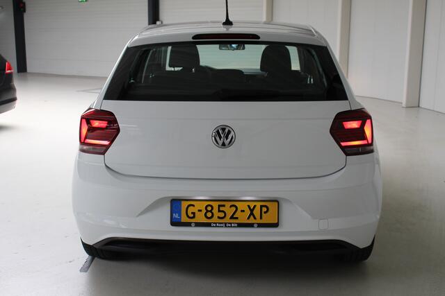Volkswagen POLO 1.0 TSI DSG Comfortline Navigatie | Airco | Licht en Regensensor |