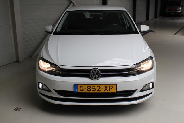 Volkswagen POLO 1.0 TSI DSG Comfortline Navigatie | Airco | Licht en Regensensor |