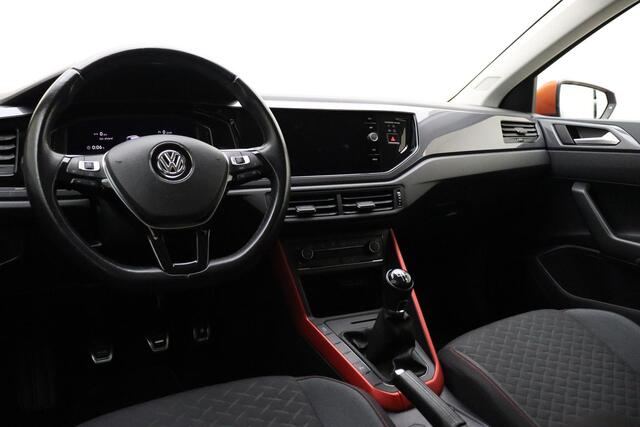 Volkswagen POLO 1.0 TSI Highline Business R | Trekhaak | Full LED Koplampen | Virtual Dashboard | Adaptive Cruise | Stoelverwarming | Navigatie |