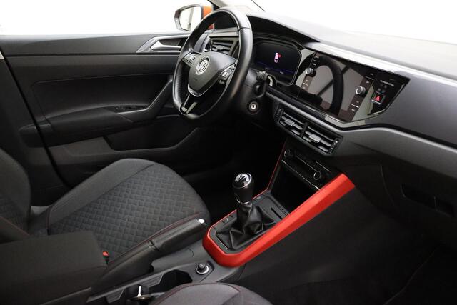 Volkswagen POLO 1.0 TSI Highline Business R | Trekhaak | Full LED Koplampen | Virtual Dashboard | Adaptive Cruise | Stoelverwarming | Navigatie |