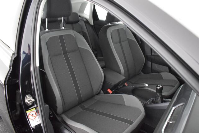 Volkswagen POLO 1.0 TSI 95pk Highline App-Connect Climate Control Parkeersensoren