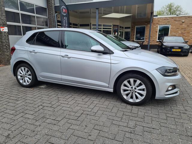 Volkswagen POLO 1.0 TSI Highline navigatie