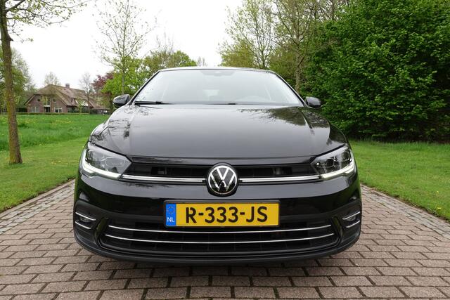 Volkswagen POLO 1.0 TSI R-Line Business | Pano | IQ LIGHT | Stoelverwarming | Adaptive cruise control | Achteruitrijcamera | Apple CarPlay | Navigatie |