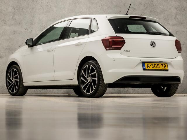 Volkswagen POLO 1.0 Sportline (APPLE CARPLAY, CLIMATE, LM VELGEN, SPORTSTOELEN, PARKEERSENSOREN, CRUISE, NIEUWE APK, NIEUWSTAAT)