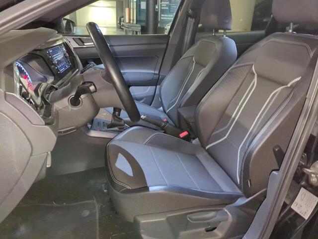 Volkswagen POLO 1.0 TSI 95pk Comfortline / Navigatie / Parkeersensoren / Airco
