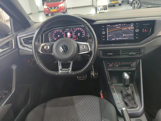 Volkswagen POLO 1.0 TSI 110pk DSG Highline Business R / R-line Interieur & Exterieur / Navigatie / Parkeersensoren / Do Glas / 16" LMV
