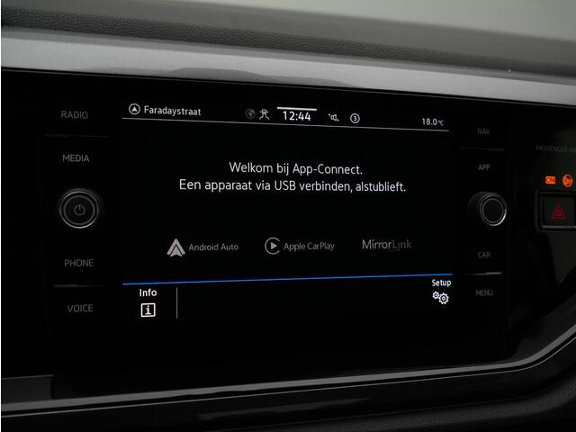 Volkswagen POLO 1.0 TSI 95 pk Style | IQ Light | Leder/alcantara | Navigatie | Stoelverwarming | Adaptive Cruise