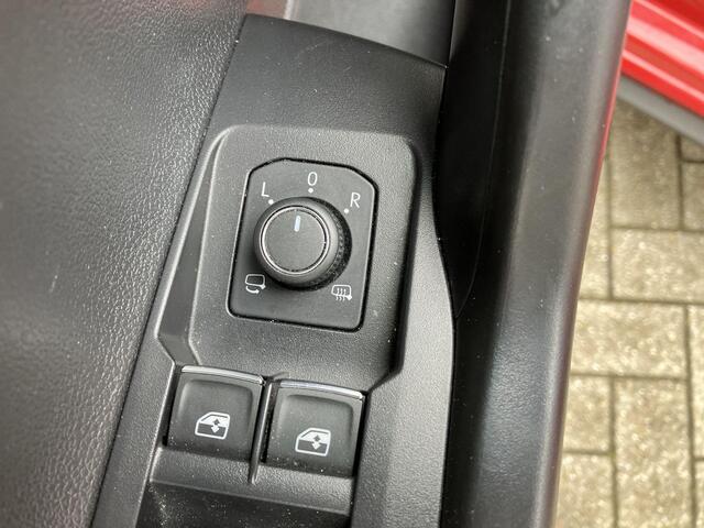Volkswagen POLO 1.0 TSI 95pk DSG R-Line · Apple/Android Car Play · Navigatie · ACC · Draadloze Telefoonlader · DAB · Elek. Inklapbare Spiegels · Garantie t/m 06-02-2027 of 100.000km