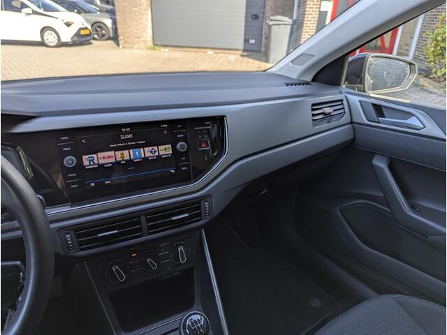 Volkswagen POLO 1.0 TSI Comfortline carplay