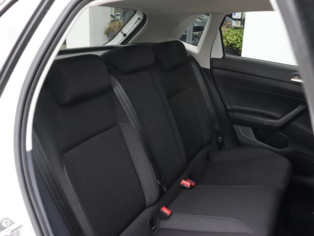Volkswagen POLO 1.0 TSI Comfortline | Adaptive Cruise Control | CarPlay | LED Dagrijverlichting | Parkeersensoren voor & achter |