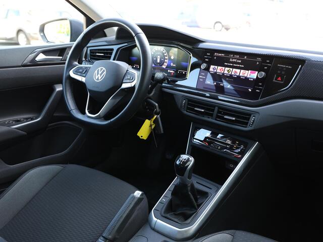 Volkswagen POLO 1.0 TSI Life Business 95pk | LED | Climate control | Cruise control | Navigatie | Stoelverwarming | 15'' Lichtmetalen velgen |