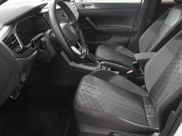 Volkswagen POLO 1.0 TSI DSG R-Line Navigatie Apple Carplay/Android Auto Adaptive Cruise Control Parkeersensoren Stoelverwarming Virtual Cockpit Ledverlichting Climate Control
