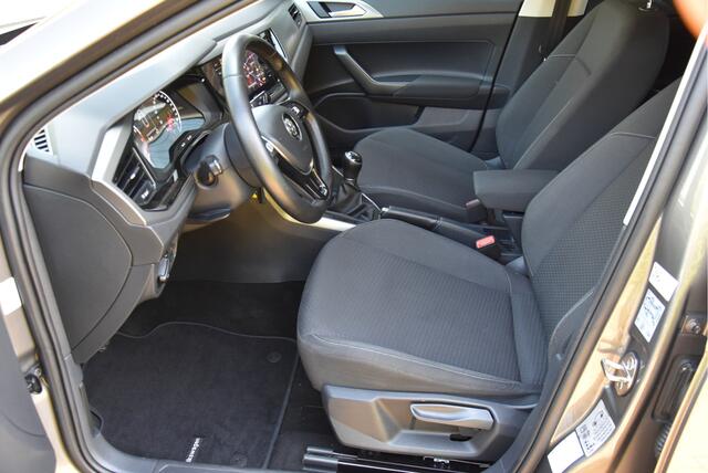 Volkswagen POLO 1.0 TSI 96 PK Navi Carplay NAP garantie Comfortline business