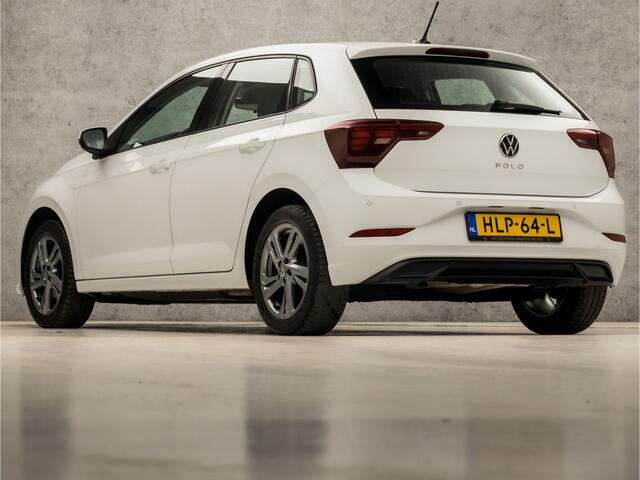 Volkswagen POLO 1.0 Sportline (VIRTUAL COCKPIT, APPLE CARPLAY, STOELVERWARMING, SPORTSTOELEN, CRUISE, LM VEGLEN, PARKEERSENSOREN, NIEUWSTAAT)