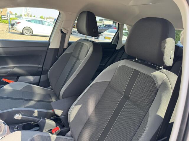 Volkswagen POLO 1.0 TSI Highline *Navigatie*PDC*ECC*