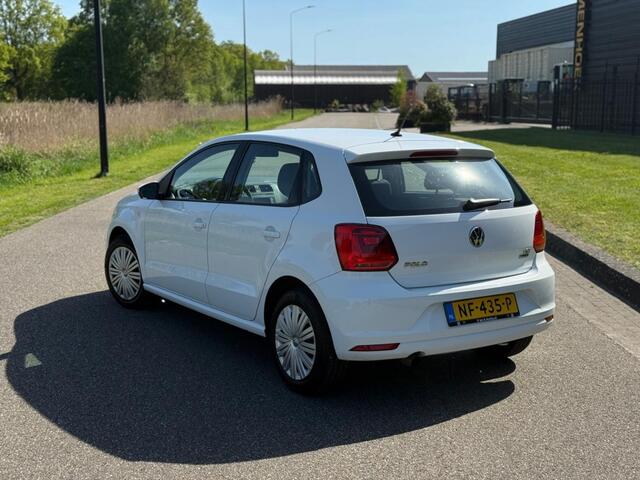 Volkswagen POLO 1.2 TSI Comfortline Apple Carplay Airco