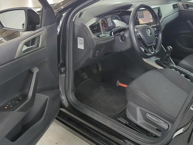 Volkswagen POLO 1.0 TSI 96pk Comfortline / Navigatie / Parkeersensoren / App Connect