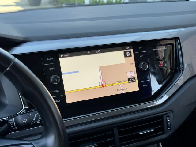 Volkswagen POLO 1.0 TSI R-LINE HIGHLINE NAVI AIRCO PARKPILOT APPLE-CARPLAY LED LMV PDC
