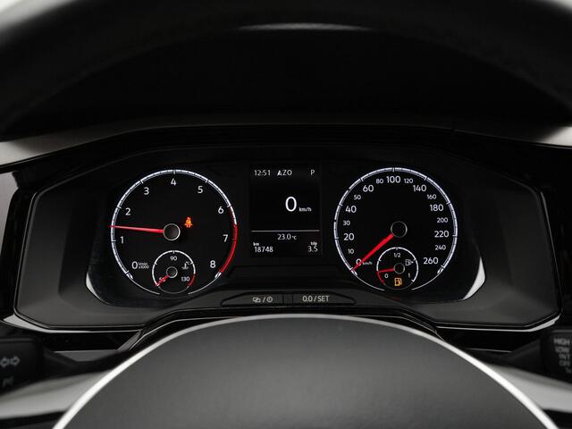 Volkswagen POLO 1.0 TSI 95 pk DSG Comfortline | Navigatie | Parkeersensoren voor/achter | Adaptive Cruise