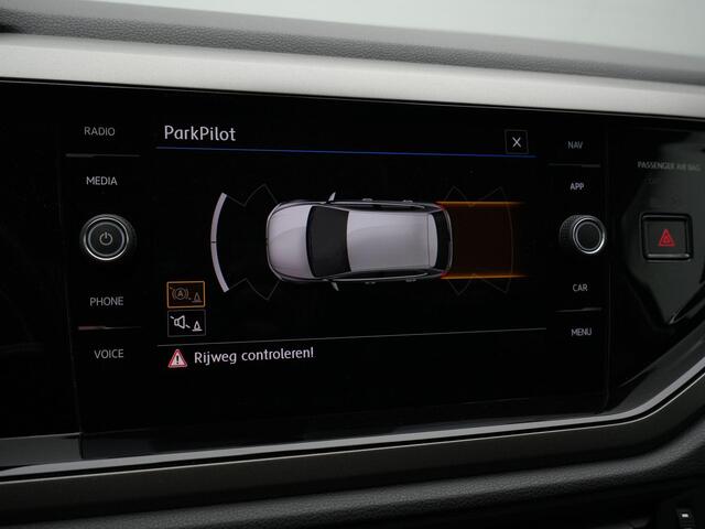 Volkswagen POLO 1.0 TSI 95 pk DSG Comfortline | Navigatie | Parkeersensoren voor/achter | Adaptive Cruise