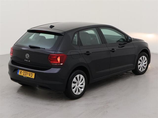 Volkswagen POLO 1.0 TSI Comfortline / Navigatie / Parkeersensoren achter / Airco /