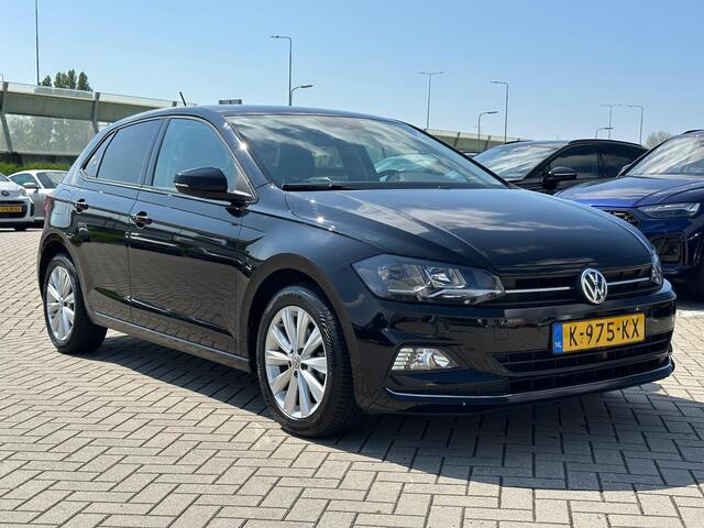 Volkswagen POLO 1.0 TSI Highline / Digitaal dashboard / Navigatie / Climate controle / Parkeer sensoren V+A /