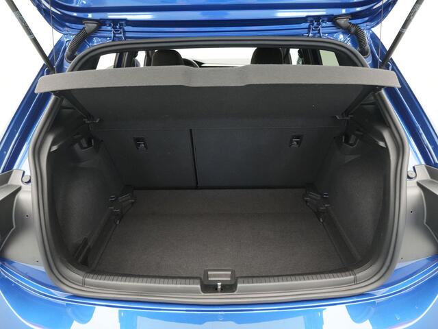 Volkswagen POLO 1.0 TSI R-Line 95 pk Led Apple Carcplay 17'' Velgen 21
