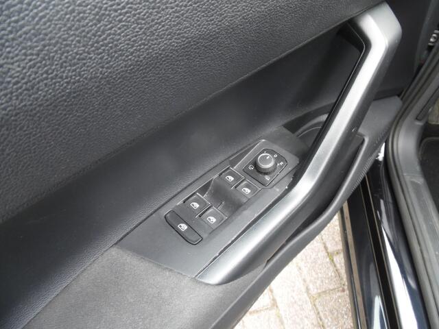 Volkswagen POLO 1.0 TSI Style IQ Light