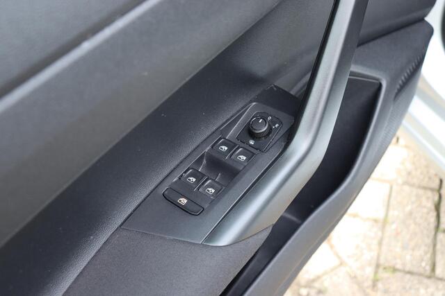 Volkswagen POLO 1.0 TSI Comfortline PDC/ACC/Carplay
