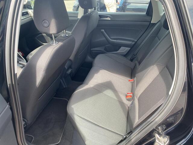 Volkswagen POLO 1.0 TSI Comfortline Business | 95 Pk | Automaat | Clima | PDC | Navi | LM Velgen 16"|