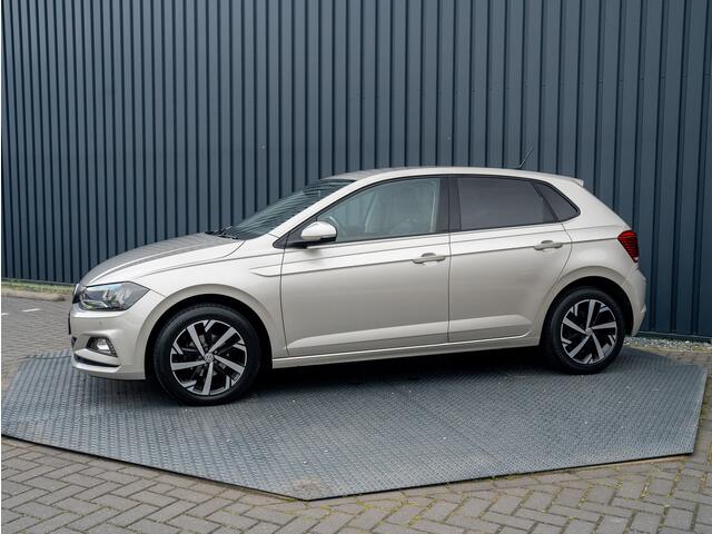 Volkswagen POLO 1.0 TSI 95Pk DSG Highline | Parkeersensoren V&A | Navi | Climate control | Apple Carplay/ Android Auto | Prijs Rijklaar!!