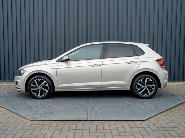Volkswagen POLO 1.0 TSI 95Pk DSG Highline | Parkeersensoren V&A | Navi | Climate control | Apple Carplay/ Android Auto | Prijs Rijklaar!!