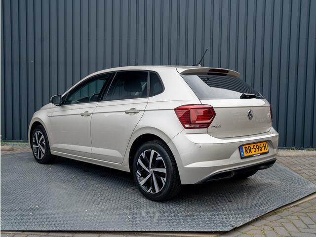 Volkswagen POLO 1.0 TSI 95Pk DSG Highline | Parkeersensoren V&A | Navi | Climate control | Apple Carplay/ Android Auto | Prijs Rijklaar!!