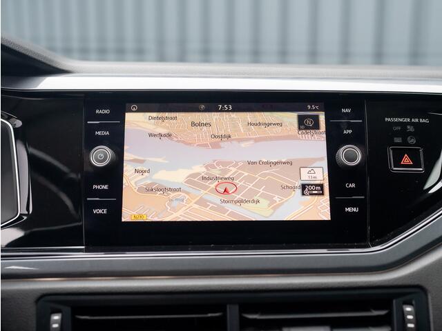 Volkswagen POLO 1.0 TSI 95Pk DSG Highline | Parkeersensoren V&A | Navi | Climate control | Apple Carplay/ Android Auto | Prijs Rijklaar!!