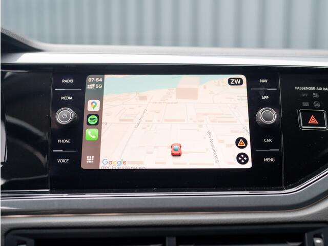 Volkswagen POLO 1.0 TSI 95Pk DSG Highline | Parkeersensoren V&A | Navi | Climate control | Apple Carplay/ Android Auto | Prijs Rijklaar!!