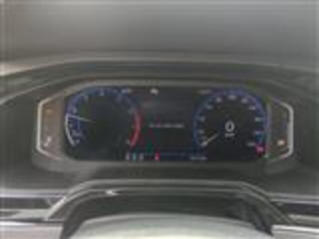 Volkswagen POLO 1.0 TSI 96PK Comfortline Executive / Virtual cockpit / parkeersensoren / navigatie / airco / Donkerglas