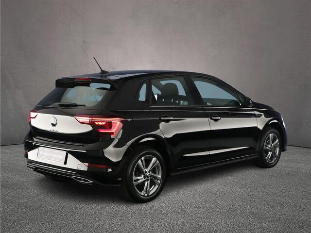 Volkswagen POLO R-Line 1.0 TSI 95pk DSG Automaat Adaptive cruise control, Achteruitrijcamera, LED matrix koplampen, Stoelverwarming, Parkeersensoren, App connect, DAB, Radio