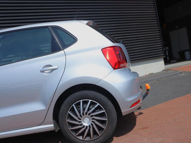 Volkswagen POLO 1.2 TSI Comfortline Connected Series | Airco | Cruise | Navi Full Map | Apple Carplay/Android Auto | PDC V+A | Start/Stop |