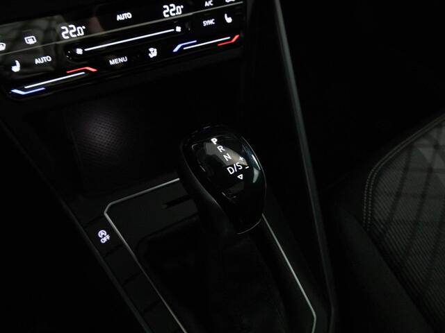 Volkswagen POLO R-Line 1.0 TSI 95 PK DSG | LED Matrix IQ | Panoramadak | Navigatie | Stoelverwarming |