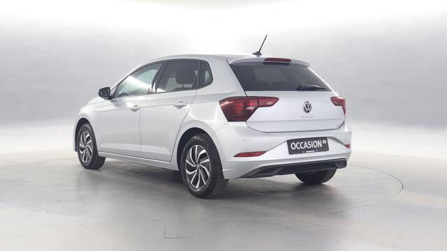 Volkswagen POLO 1.0 TSI 95pk Life Edition / Navigatie / Stoelverwarming / Camera