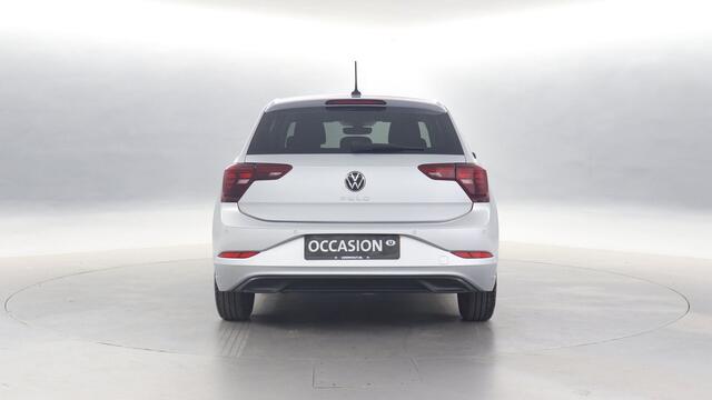 Volkswagen POLO 1.0 TSI 95pk Life Edition / Navigatie / Stoelverwarming / Camera